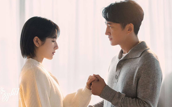 Cặp 'chú - cháu' chênh 21 tuổi vượt mặt Đàm Tùng Vận - Chung Hán Lương là ai? Ảnh 2