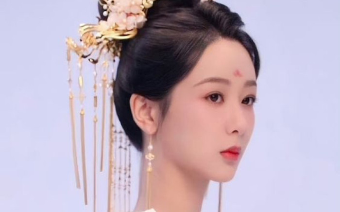 Phim của Dương Tử bất ngờ bị khán giả chỉ ra điểm yếu trí mạng Ảnh 2