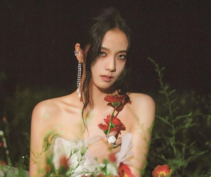  Nghi vấn YG nhanh tay xác nhận tin hẹn hò để che giấu chuyện Jisoo rời công ty Ảnh 9