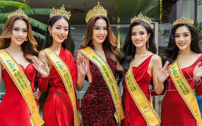 Top 5 Miss Grand VN 2023 lộ diện sau đăng quang, nhan sắc và thần thái thế nào? Ảnh 2