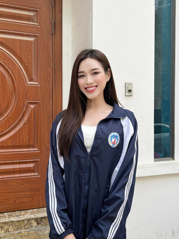 Trước đó Đỗ Thị Hà đã bảo vệ thành công chuyên đề tốt nghiệp, cô từng chia sẻ với giới truyền thông rằng bản thân có ý định học lên chương trình Thạc sĩ 