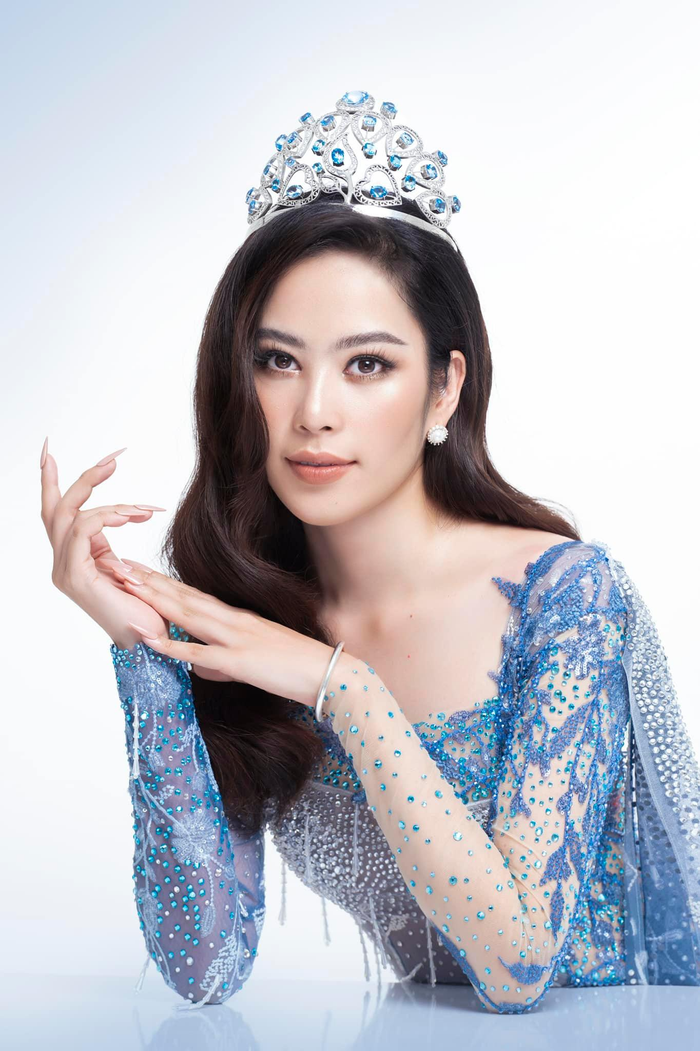 Nam Em từng tham dự nhiều sân chơi nhan sắc khác nhau.