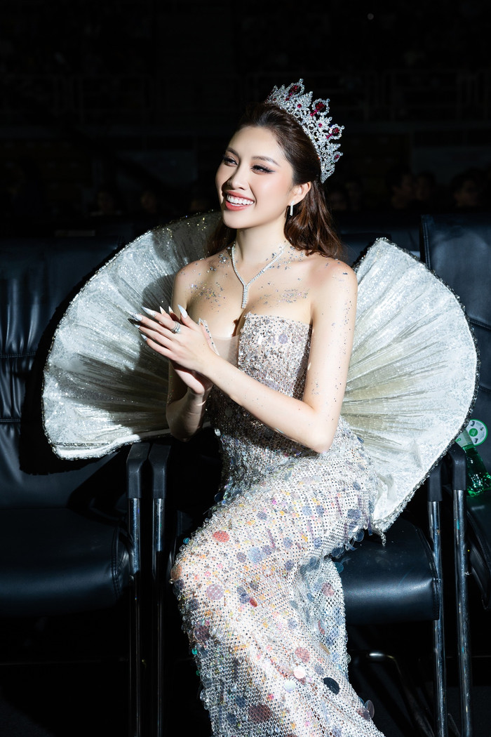 Đêm chung kết Miss Grand Vietnam 2023 chưa hết nhiệt, Thanh Thanh Huyền đăng tải đoạn video hậu trường tham dự sự kiện đình đám này. (Ảnh: FBNV)