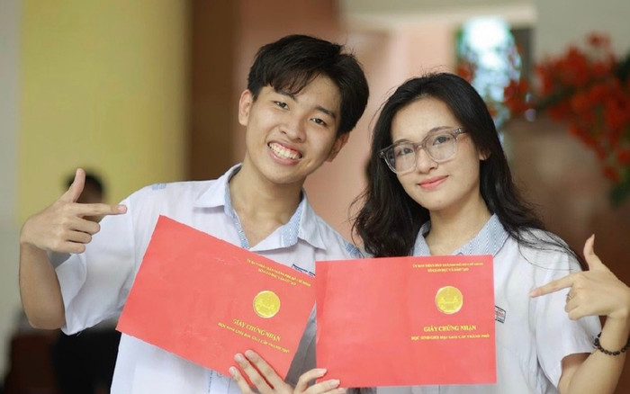 Ngôi trường ở TP.HCM đạt thành tích 'khủng': HS 3 lớp đỗ trường Y gần như 100% Ảnh 2