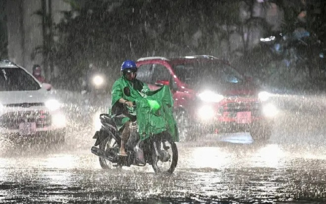 Miền Bắc mưa lớn kéo dài thêm nhiều ngày Ảnh 2