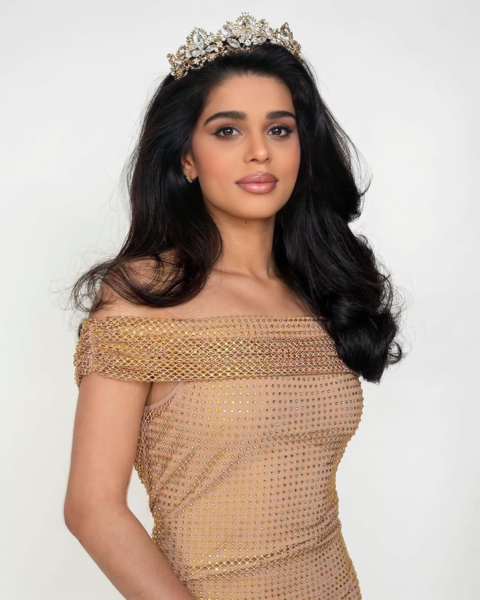 Nhiều người cho rằng, hình ảnh mà cô gái 26 tuổi đang theo đuổi không phù hợp với tiêu chí cuộc thi Miss International. 