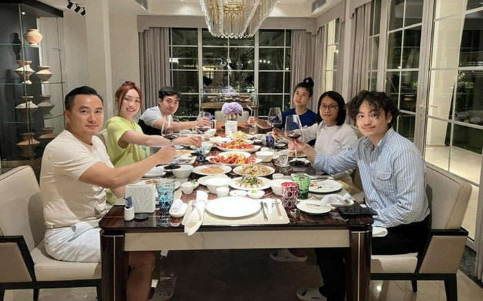 Chi Bảo mời vợ cũ tới nhà ăn tối, fan thán phục khi phát hiện chi tiết này Ảnh 2