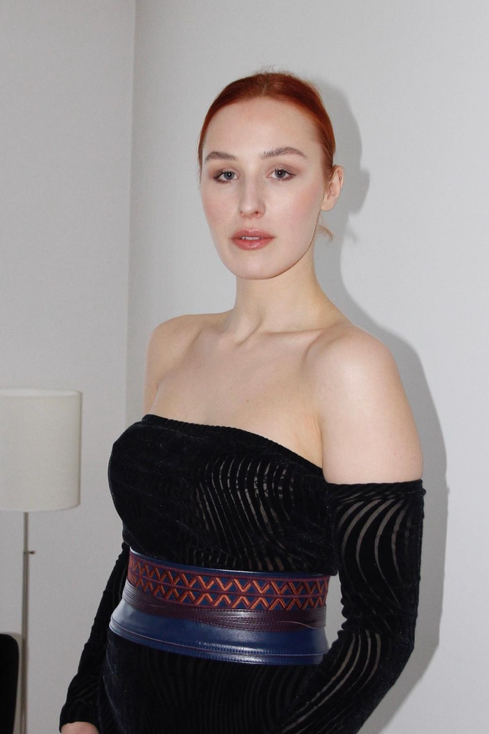 Tân Hoa hậu có vẻ đẹp châu Âu cổ điển.