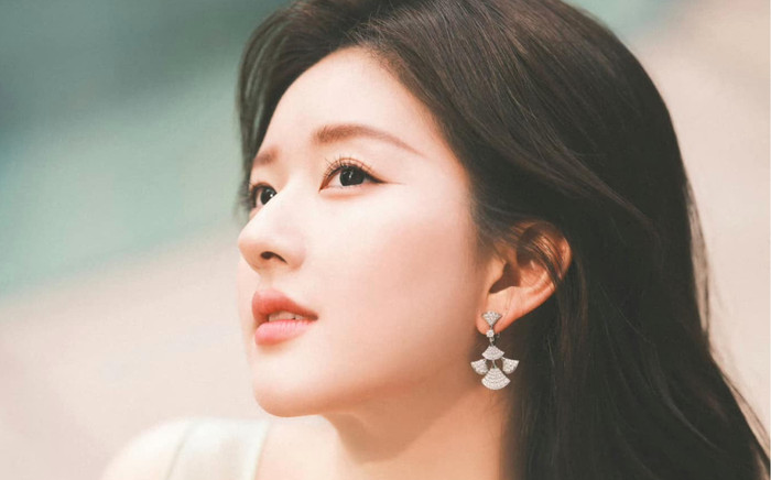 Triệu Lộ Tư bất ngờ tuyên bố bỏ nghề diễn để theo đuổi một thứ? Ảnh 2