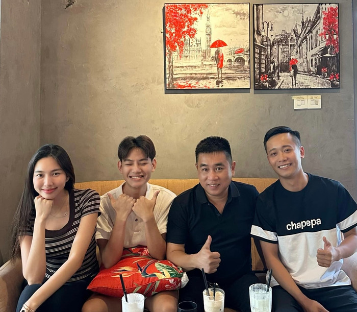  Vừa về nước, Thùy Tiên - Quang Linh cùng nhau làm một việc đặc biệt ý nghĩa Ảnh 2