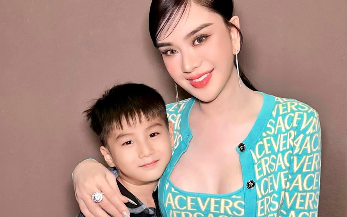 Lâm Khánh Chi lo sốt vó vì chuyện liên quan đến quý tử, thốt lên 2 từ 'rầu ghê' Ảnh 2