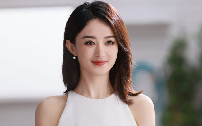 Triệu Lệ Dĩnh bị mắng vì lý do bất ngờ khi làm từ thiện Ảnh 2