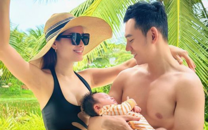 Phương Trinh Jolie tự tin diện bikini sau sinh, ái nữ chủ động làm 'phó nháy' Ảnh 2