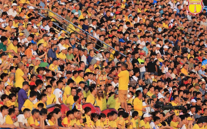 Hội CĐV bóng đá Nam Định giải thể: Nỗi buồn của bóng đá Việt Nam Ảnh 2