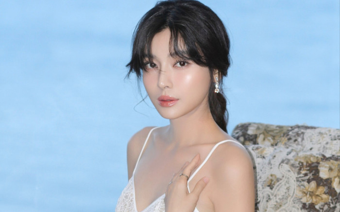 Cao Thái Hà xúc động khi 'Mẹ Rơm' thắng lớn ở Cánh diều vàng 2023 Ảnh 2