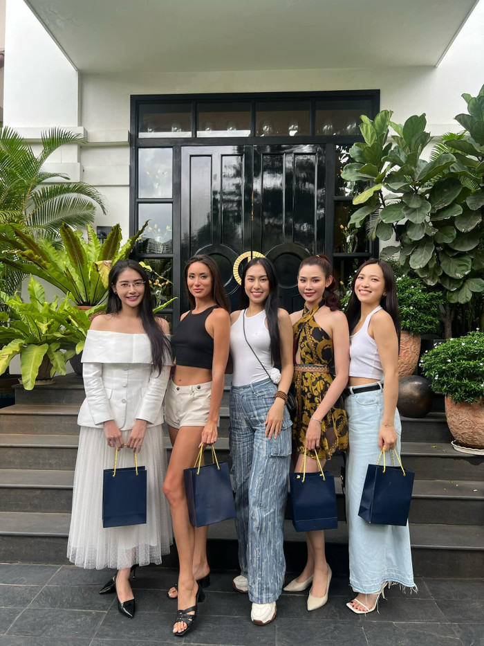  Dàn thí sinh Miss Universe VN hội ngộ trước chung kết: Nhan sắc ai đỉnh nhất? Ảnh 2