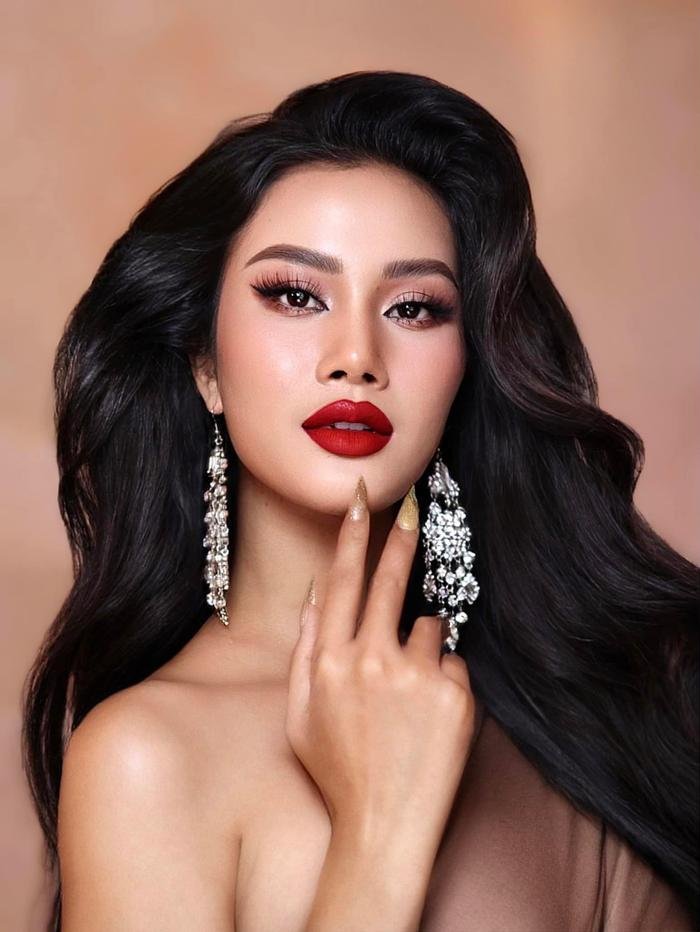 Khả năng nói tiếng Anh của Top 18 Miss Universe VN: Hương Ly gây lo lắng nhất? Ảnh 1