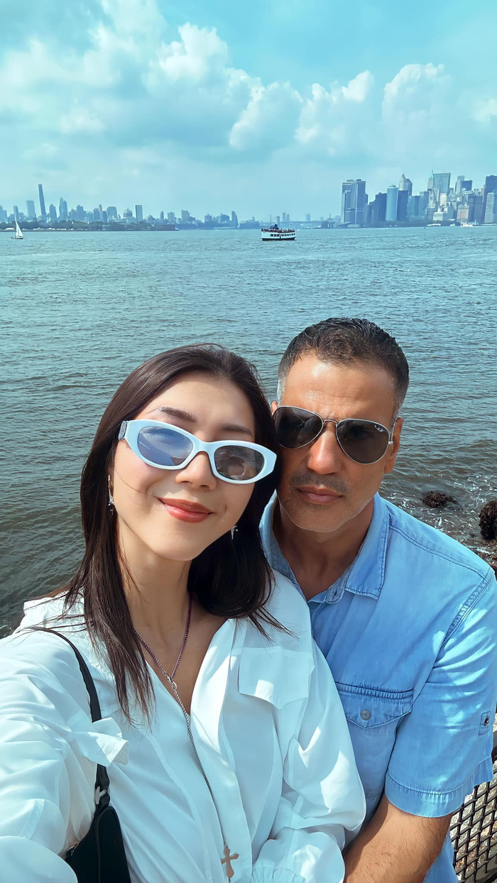 Sau mọi sóng gió, Ngọc Quyên hiện đã ổn định cuộc sống và tìm được hạnh phúc mới bên bạn trai Tây. 