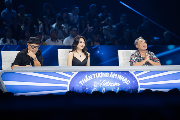 Dấu ấn liveshow 1 Vietnam Idol 2023: Xuân Định gây xúc động, Annie được Mỹ Tâm khen Ảnh 10