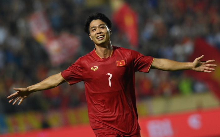 Công Phượng toả sáng giúp Việt Nam hạ Palestine Ảnh 2