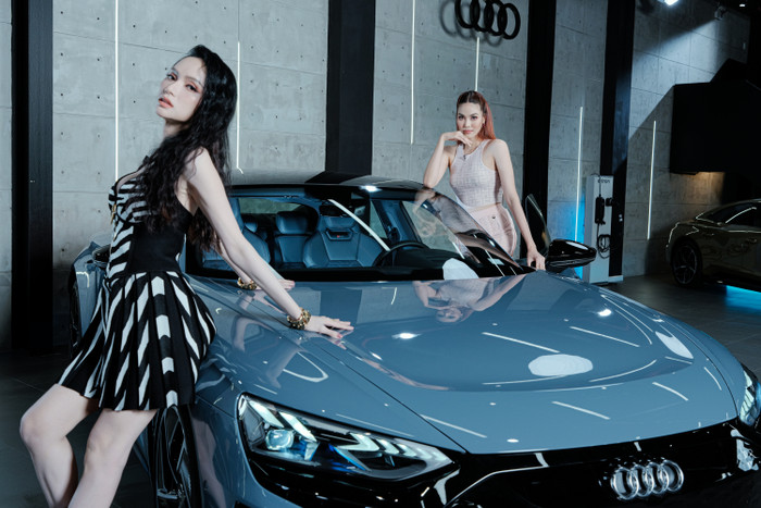 Cùng 'thả dáng' bên xế hộp, Thanh Hằng - Hương Giang ai thần thái đỉnh hơn? Ảnh 3