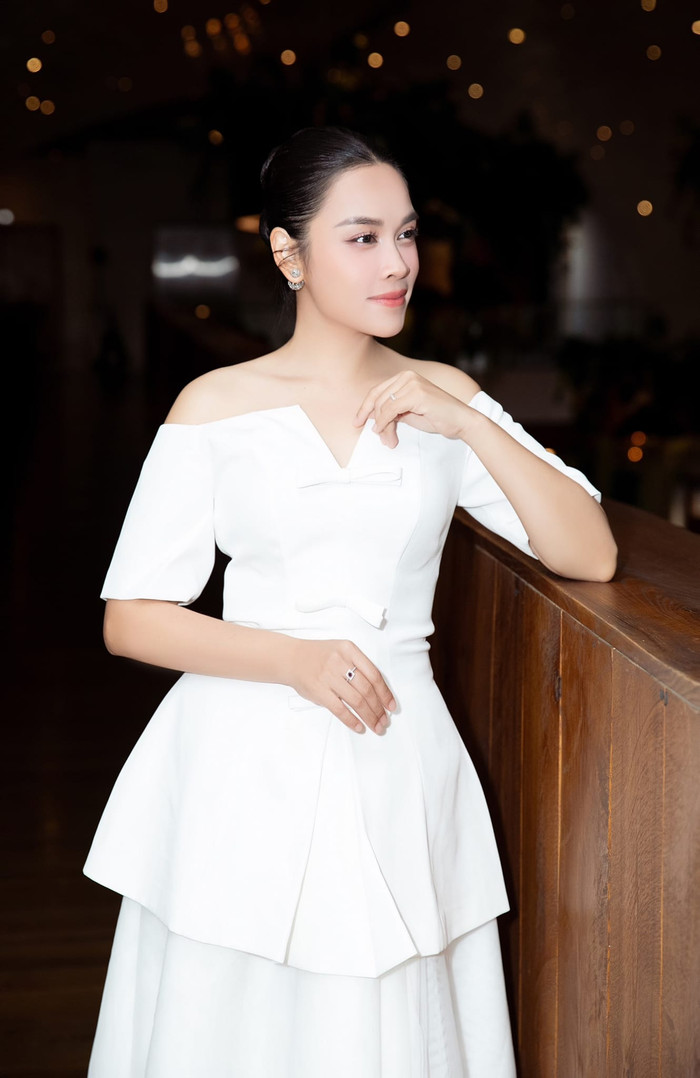 Trước Hoàng Thùy Linh, một nữ ca sĩ bị nhận xét 'trịch thượng', hiện tại ra sao? Ảnh 4