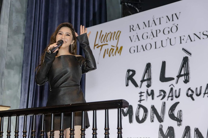 Hương Tràm khiến nhiều người tiếc nuối khi thông báo tạm ngưng hoạt động nghệ thuật. 