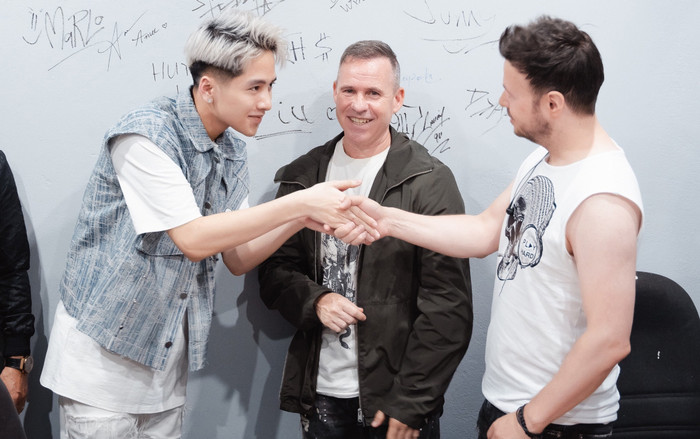 Hotboy Lee Wu 'gây sốt' MXH khi xuất hiện cùng nhóm nhạc đình đám 911 Ảnh 2