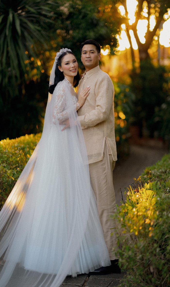 Theo tiết lộ, hôn lễ tại TP.HCM của Phillip Nguyễn và Linh Rin sẽ được diễn ra vào cuối năm nay. 