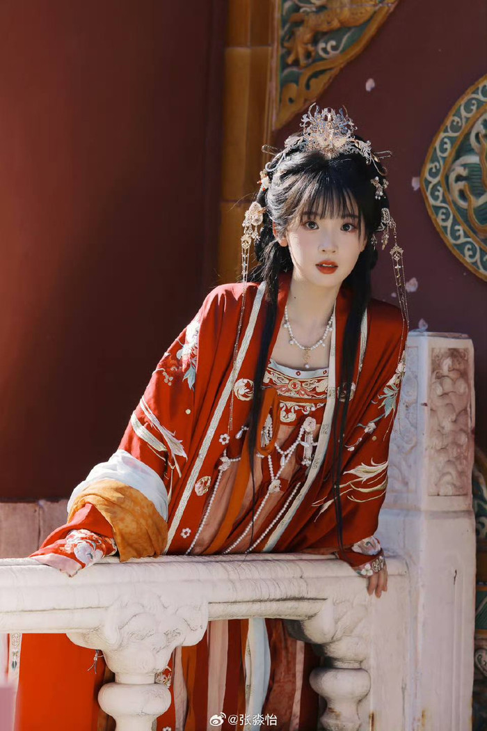 Em gái Vương Hạc Đệ được khen là mỹ nhân cổ trang thế hệ mới Ảnh 2