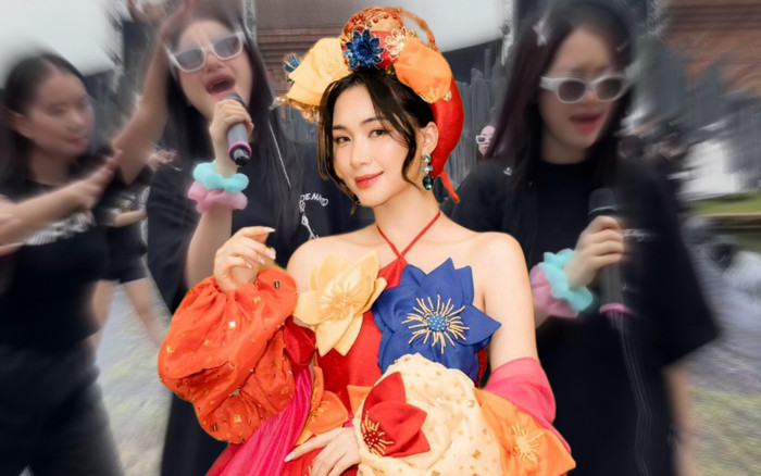 Hòa Minzy bị 'quay lén' trong lúc hát, nhan sắc 'dụi mắt' mãi vẫn không nhận ra Ảnh 2