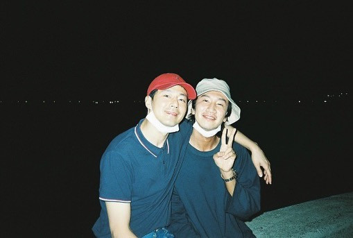 Sau nhiều năm hoạt động trong giới showbiz Hàn, Jo In Sung đã có nhiều tình bạn đẹp với các diễn viên nổi tiếng