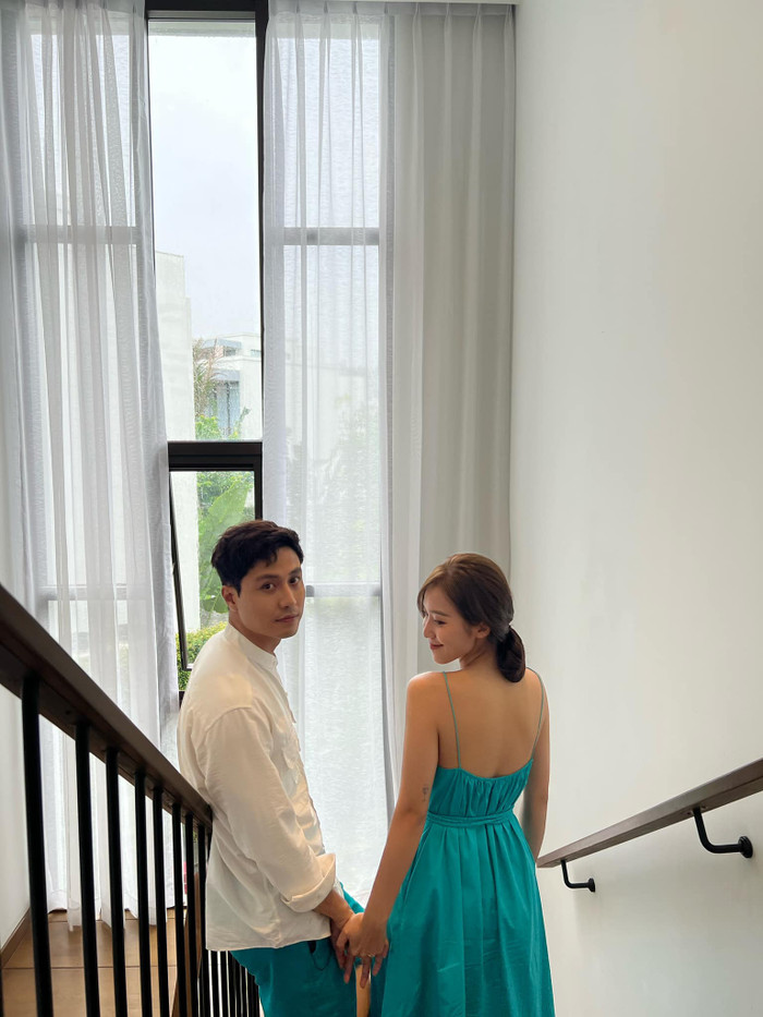 Khả Ngân - Thanh Sơn 'ton sur ton', tiếp tục tung hình ảnh ngọt đến sâu răng Ảnh 1