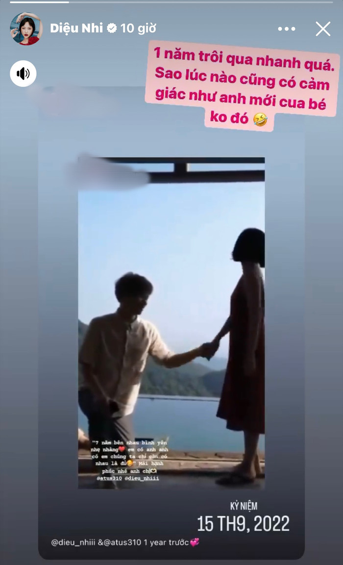  Diệu Nhi có chia sẻ lại đoạn clip của một khán giả đăng tải khoảnh khắc Anh Tú cầu hôn vợ.
