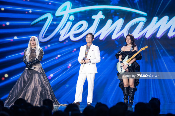 Dấu ấn Liveshow 2 Vietnam Idol: Top 10 hoà giọng cảm xúc, loạt hit được tái hiện Ảnh 7