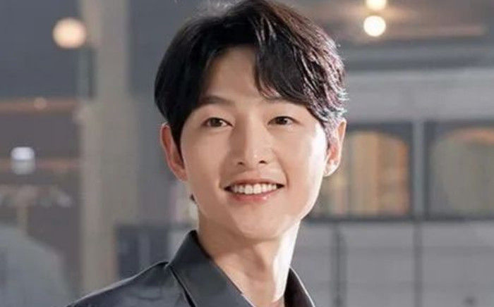 Song Joong Ki phát tài rực rỡ sau khi ly hôn Song Hye Kyo Ảnh 2