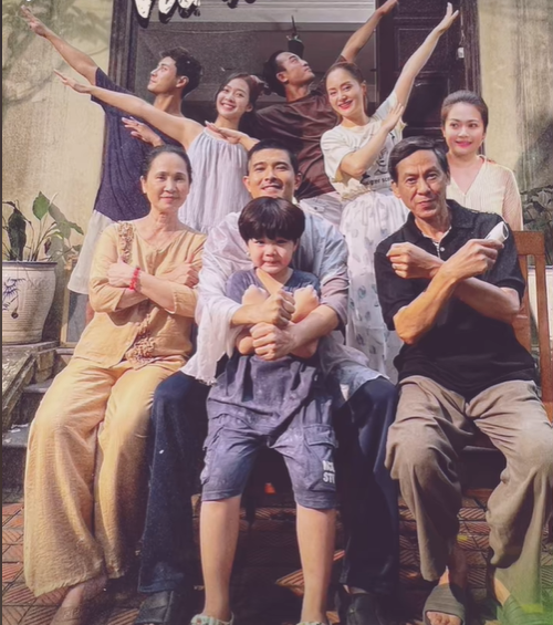 Gia Đình Mình Vui Bất Thình Lình: Khán giả làm luôn điều này để phim có kết đẹp Ảnh 3