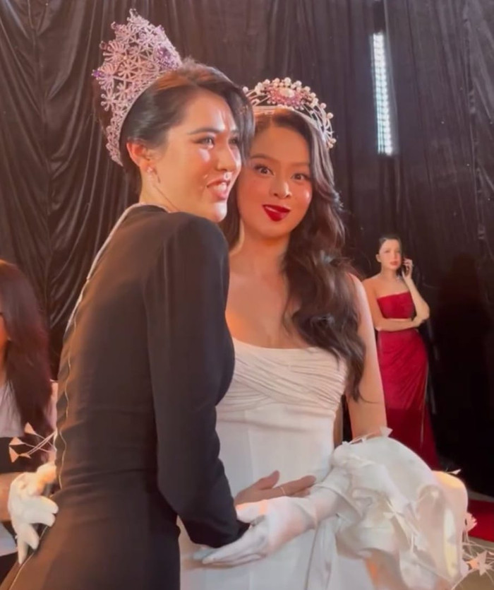 Nét cười của Hoa hậu Việt Nam 2022 cũng 'lạ lắm'.