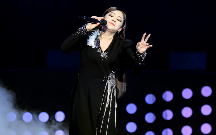 Như Quỳnh gặp sự cố về giọng hát trên sân khấu, dân mạng phản ứng ra sao? Ảnh 2