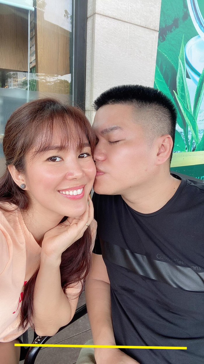 Đứng chung khung hình, cả hai được nhận xét trông rất đẹp đôi 