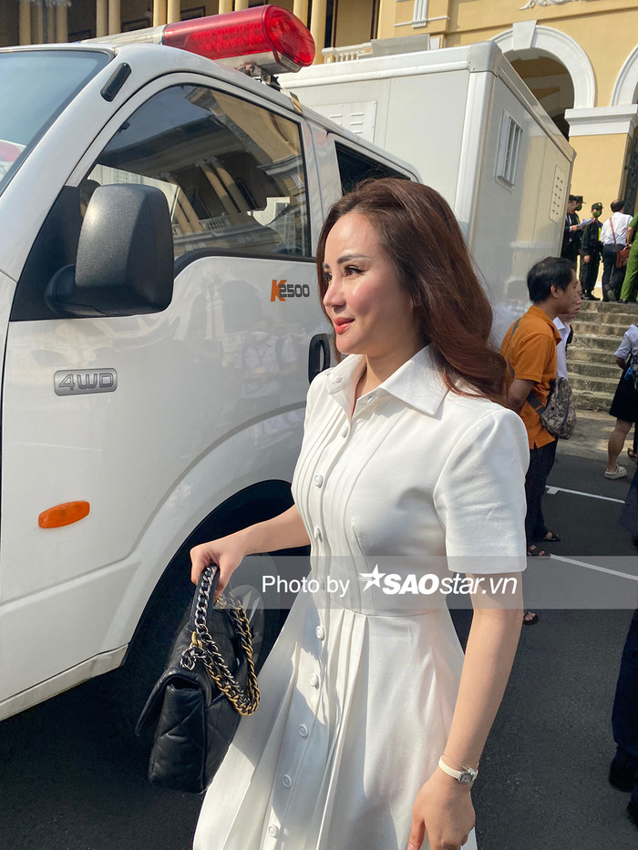 Vy Oanh tại tòa.