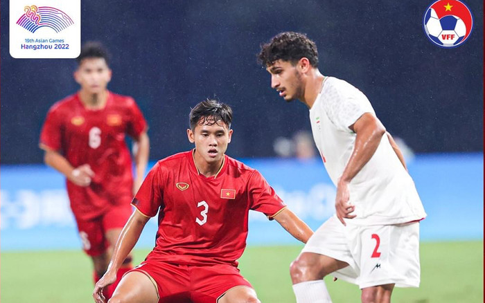 Olympic Việt Nam thua đậm Iran Ảnh 2