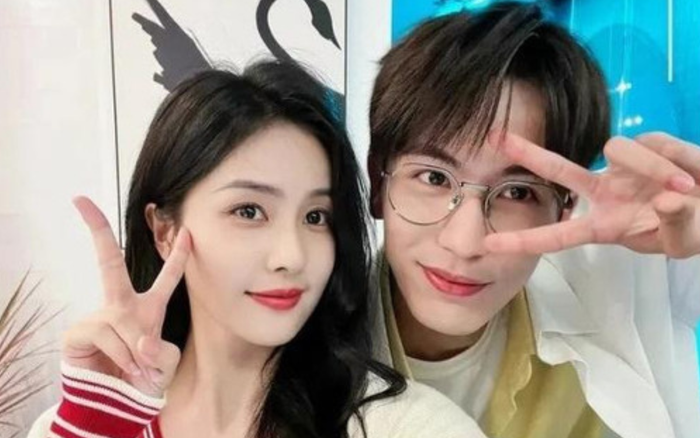 Trương Lăng Hách có hành động gây bão ngay ngày nhận tin vui cùng Bạch Lộc Ảnh 1