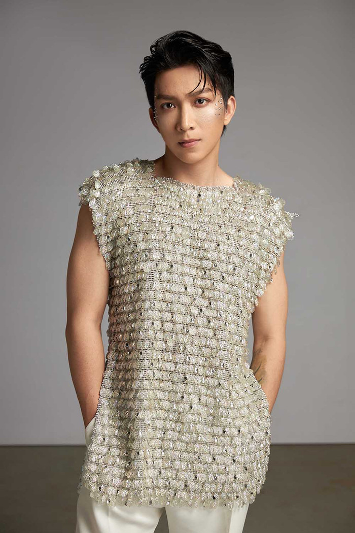 Tăng Phúc dành tiền túi làm MV.