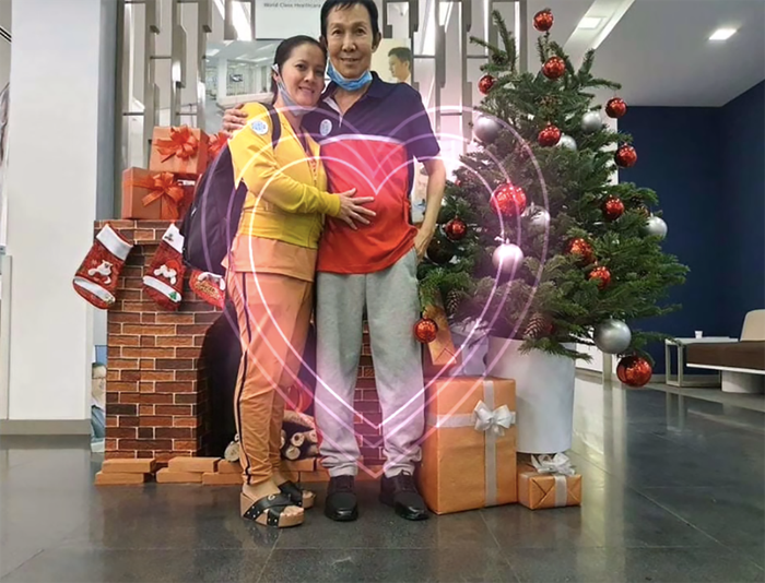 Khoảnh khắc được Hồng Loan - Con gái cố NSƯT Vũ Linh chia sẻ.