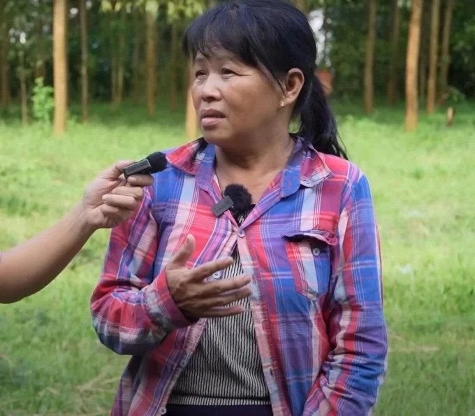 Mẹ của Liên chia sẻ về tuổi thơ nhiều thiệt thòi của con gái