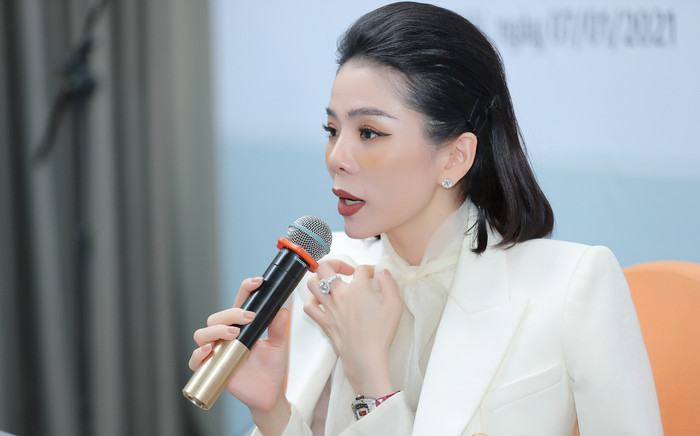 Ở tuổi U50, Lệ Quyên bất ngờ thông báo chuẩn bị debut nhóm nhạc? Ảnh 2