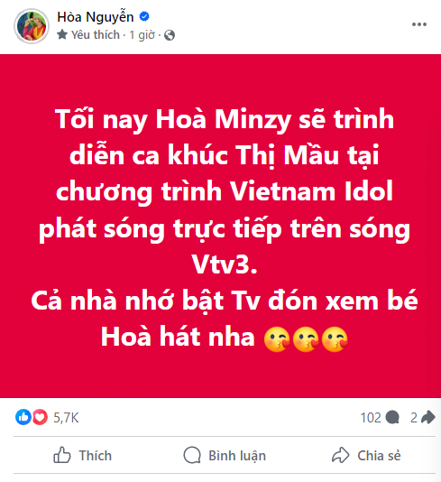 Ngoài việc trò chuyện với bạn bè, Hòa Minzy còn chia sẻ thêm: 'Tối nay Hoà Minzy sẽ trình diễn ca khúc Thị Mầu tại chương trình Vietnam Idol phát sóng trực tiếp trên sóng VTV3. Cả nhà nhớ bật Tv đón xem bé Hoà hát nha'