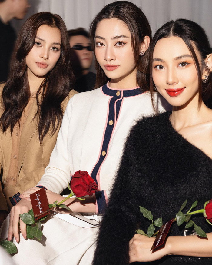Hoa hậu Thùy Tiên được các nhãn hàng xa xỉ để mắt đến, cách đây không lâu cô đã cùng Lương Thùy Linh, Tiểu Vy tham gia một sự kiện được tổ chức bởi một nhà mốt đình đám