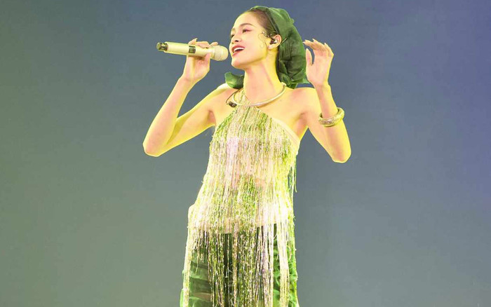 Khoe giọng 'khủng' với hit trăm triệu view, Hellen bị BGK nhắc nhở Ảnh 2